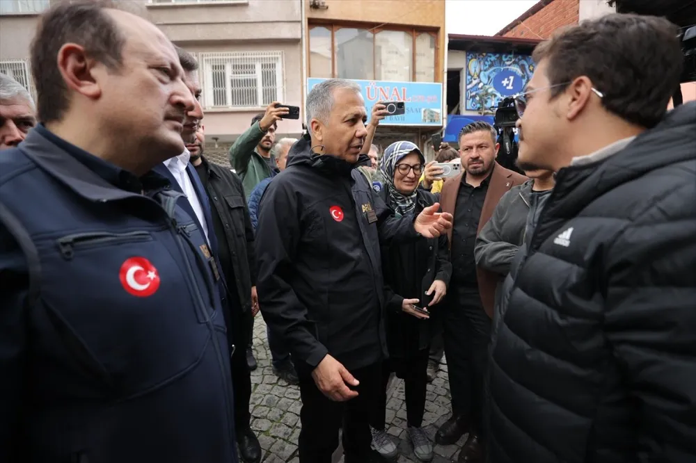 SINDIRGI İÇİN 25 MİLYON TL DESTEK, 100 KONTEYNER HAZIR