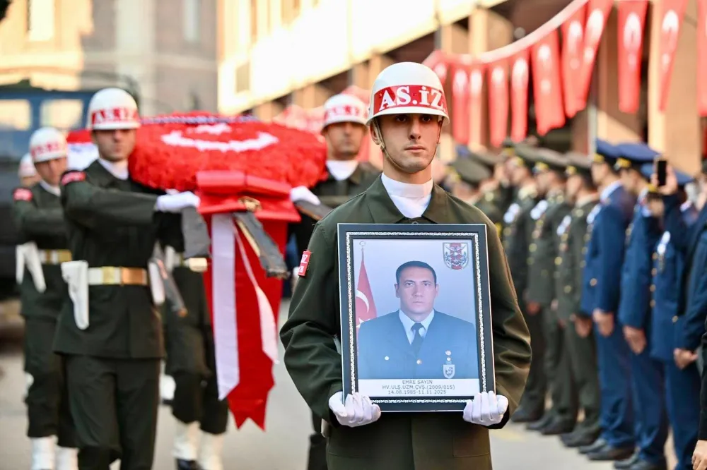 Balıkesir, Şehidi Emre Sayın’ı Gözyaşlarıyla Uğurladı