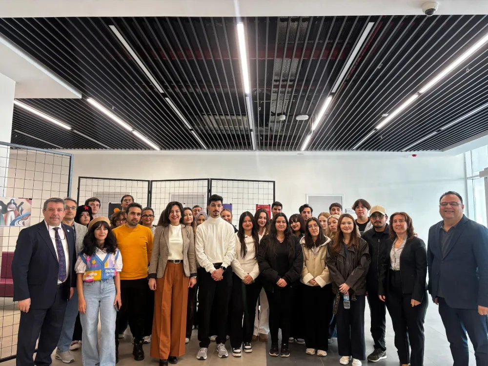 Bandırma Onyedi Eylül Üniversitesi’nde “Kadına Şiddete Hayır Uluslararası Poster Sergisi 2025” Açıldı