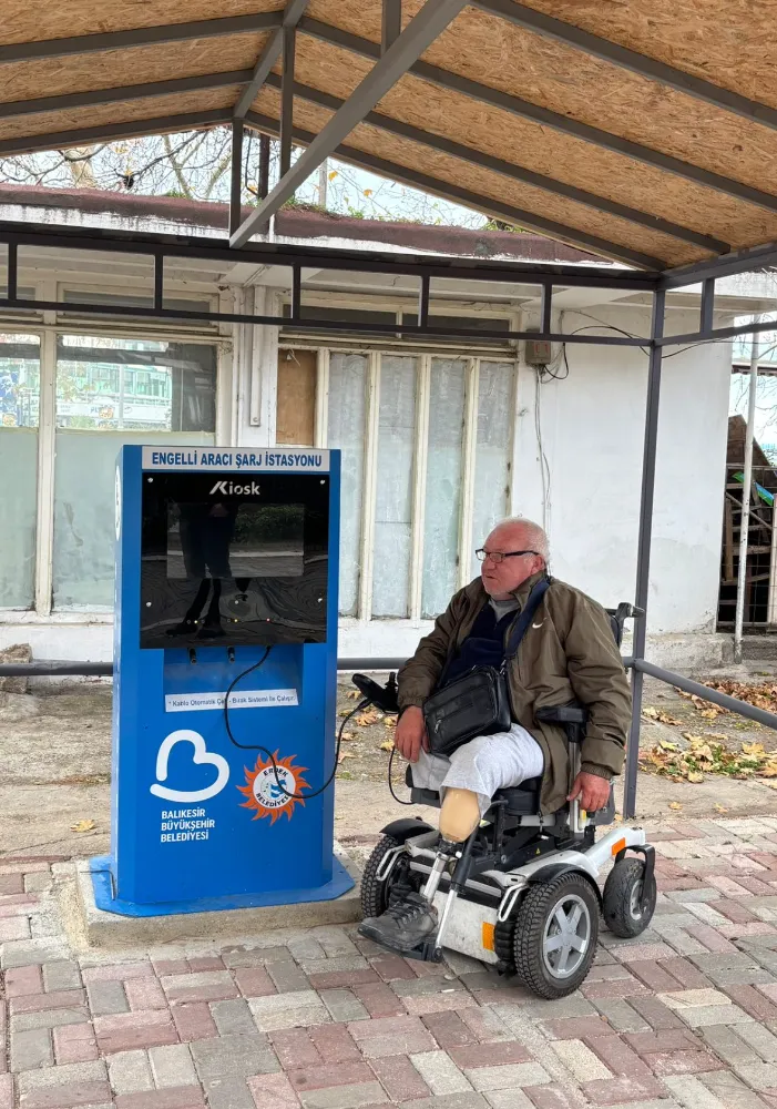 Erdek’te Engelli Aracı Şarj İstasyonu Hizmete Devam Ediyor