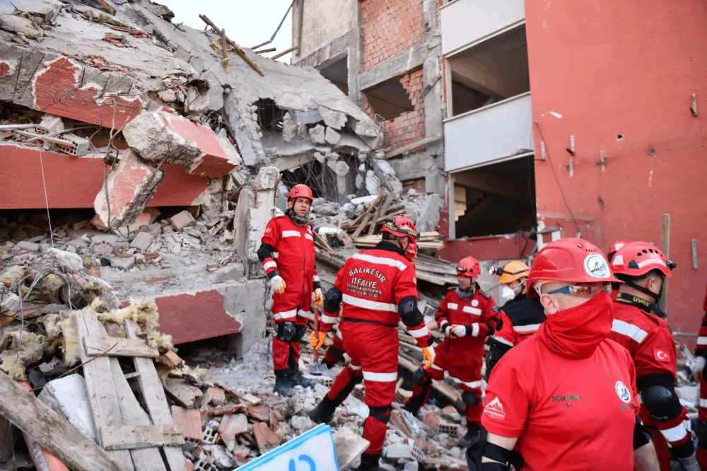 Balıkesir İtfaiyesi Ortak Tatbikatta Göz Doldurdu