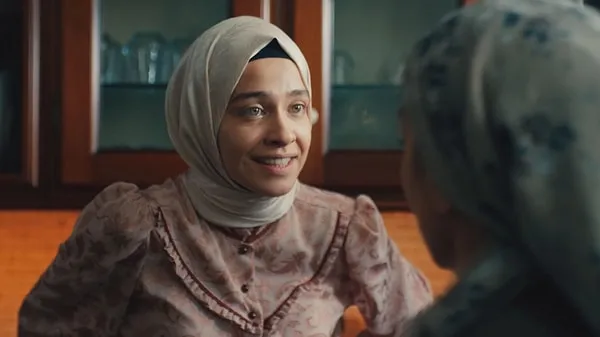 “Kızıl Goncalar”ın Feyza’sı Zehra Kelleci, “Bereketli Topraklar” Dizisinde!