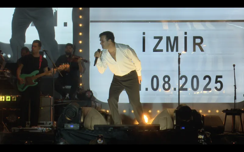 Mert Demir, İzmir