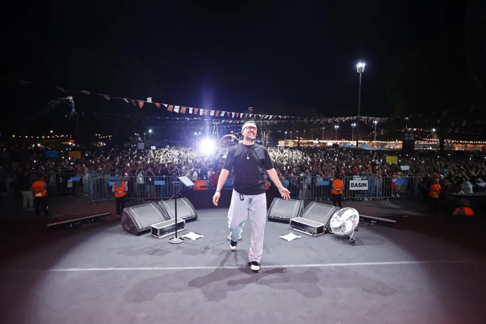 Resul Dindar’dan Kahramanmaraş’ta Unutulmaz Konser…